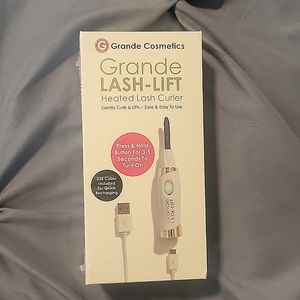 Bundle, Grande and IGK